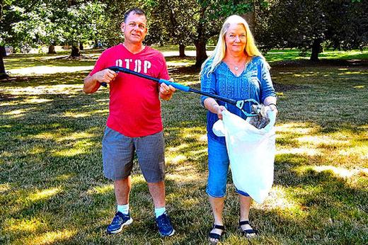 Woodstock residents Mike Morrison and Kellye Bruce have been picking up litter regularly, and are proposing a neighborhood litter cleanup plan � once a month, on the third Thursday.